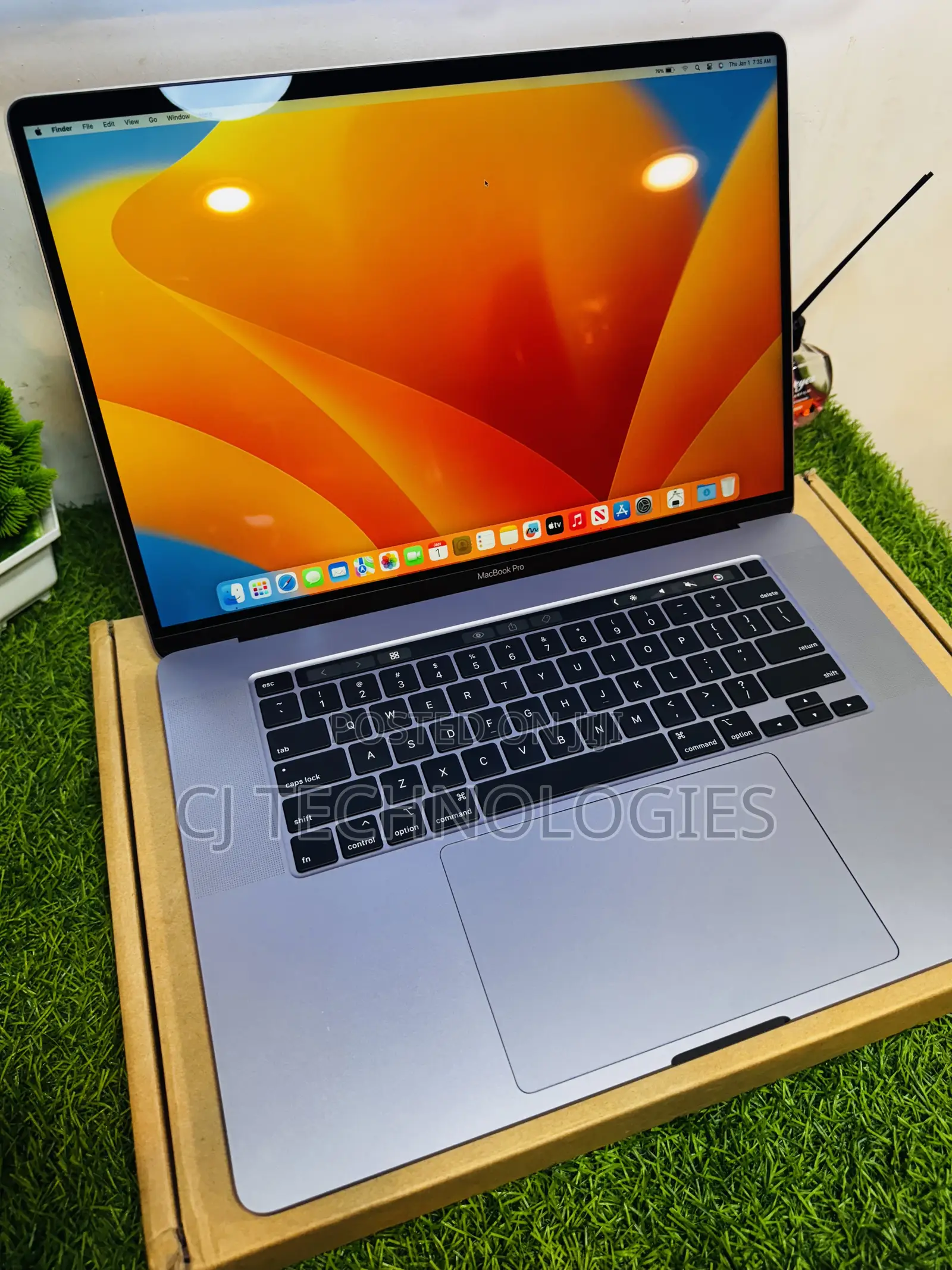 Laptop Apple MacBook Pro 2019 64GB Intel Core i9 SSD 1T