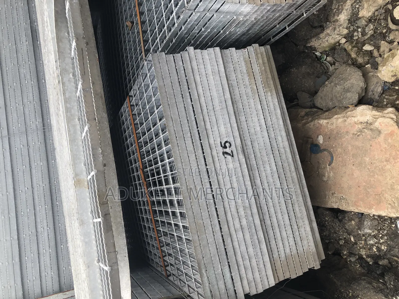 25mm Heavy Duty Galvanized Steel Grating Mesh