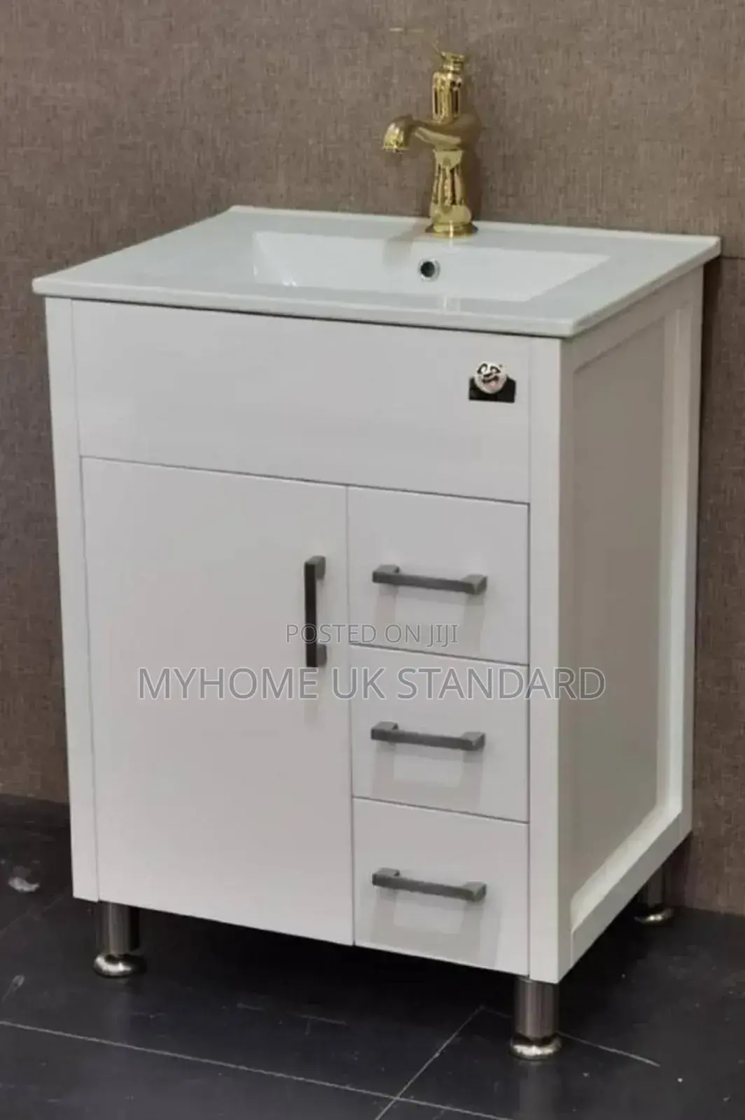 England Freestanding Bathroom Vanity Cabinet Set