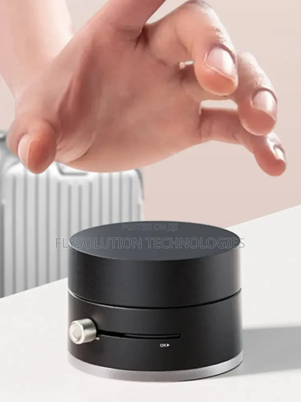 Vacuum Suction Phone Holder for Cars Desks | A2 - Black