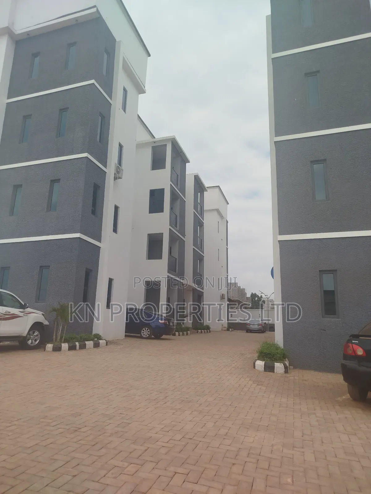 3bdrm Apartment in Mabushi for sale