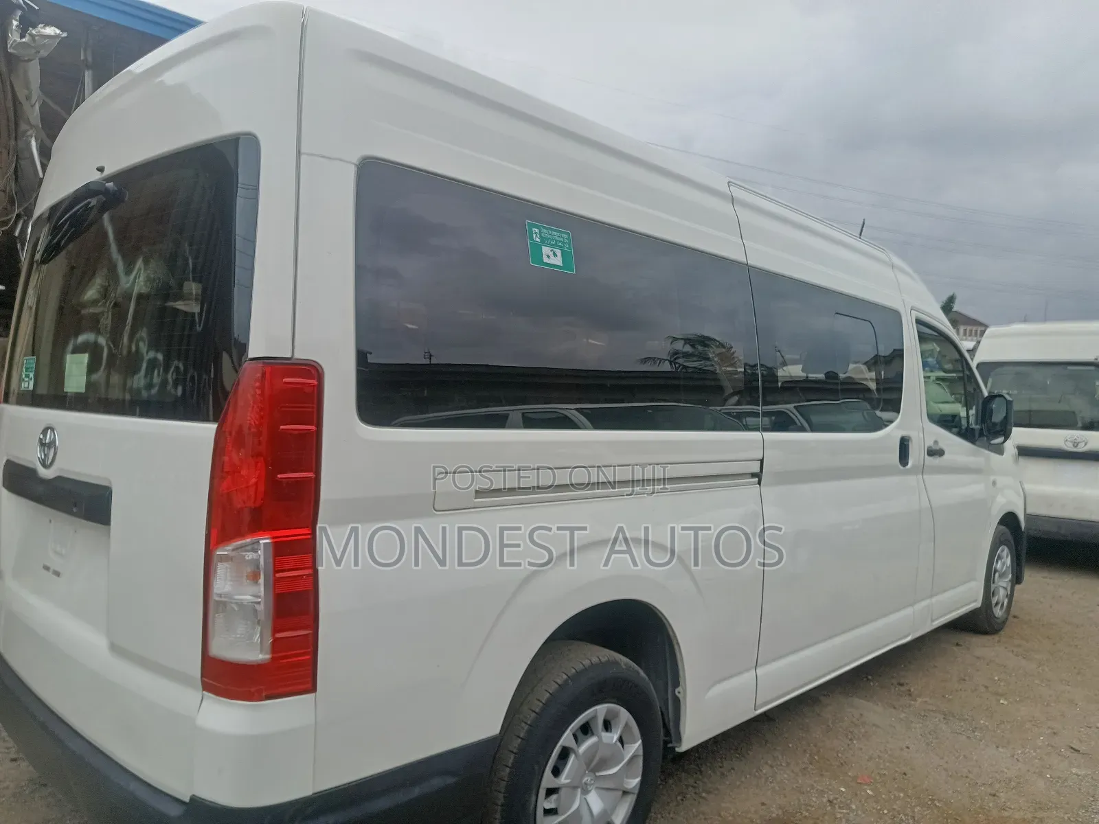 Toyota Grand HiAce 2020 White