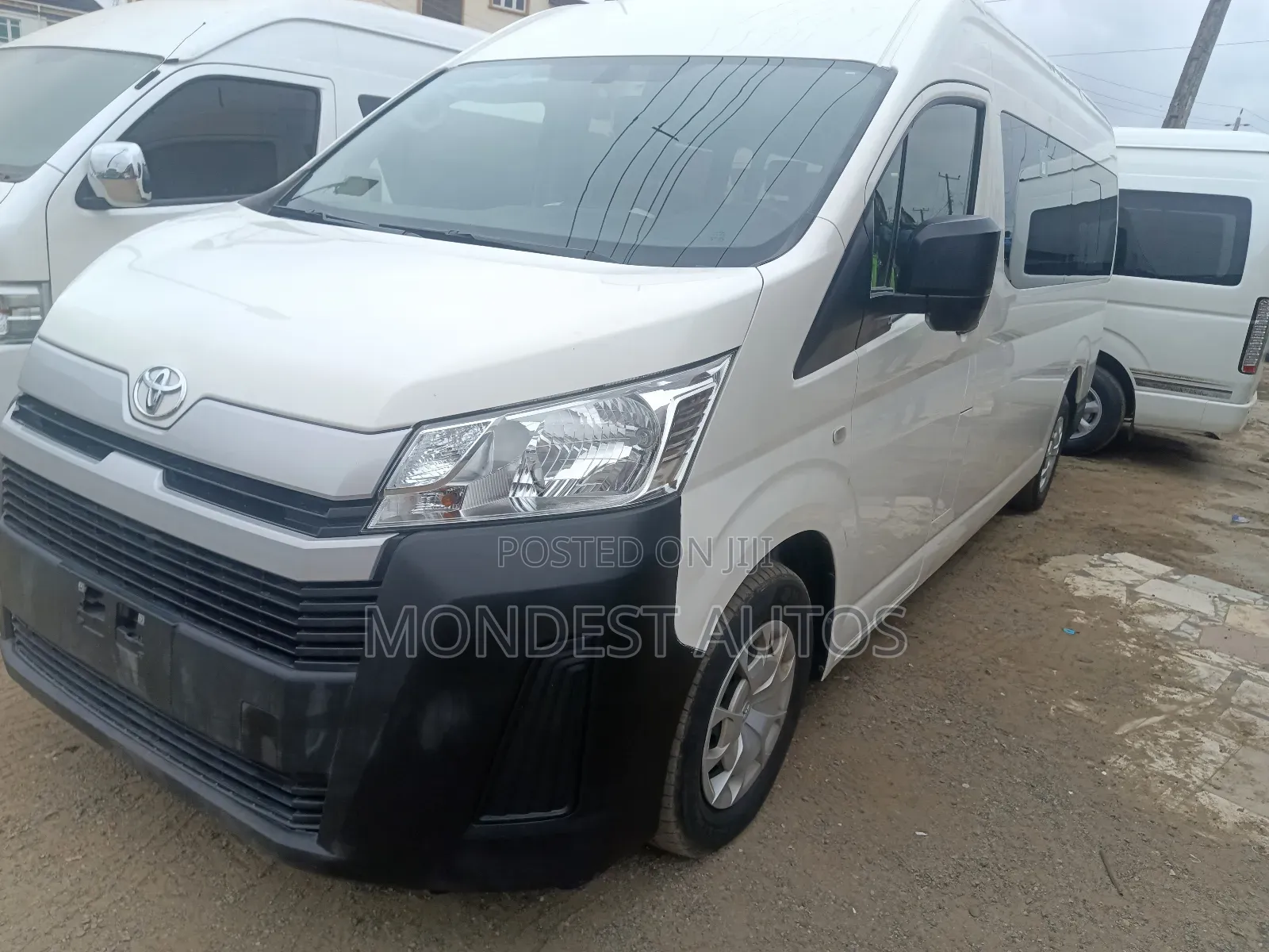 Toyota Grand HiAce 2020 White