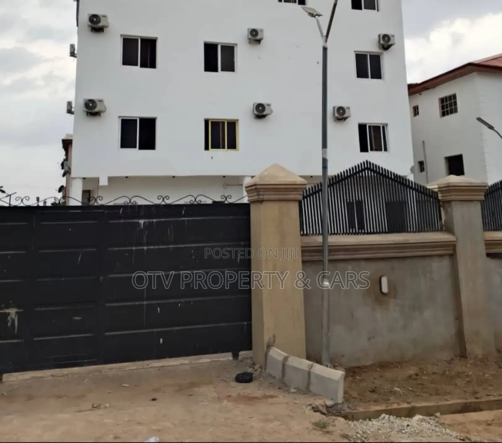 Strategic Fully Furnished 18- Rooms 2 Suite Hotel for Sale