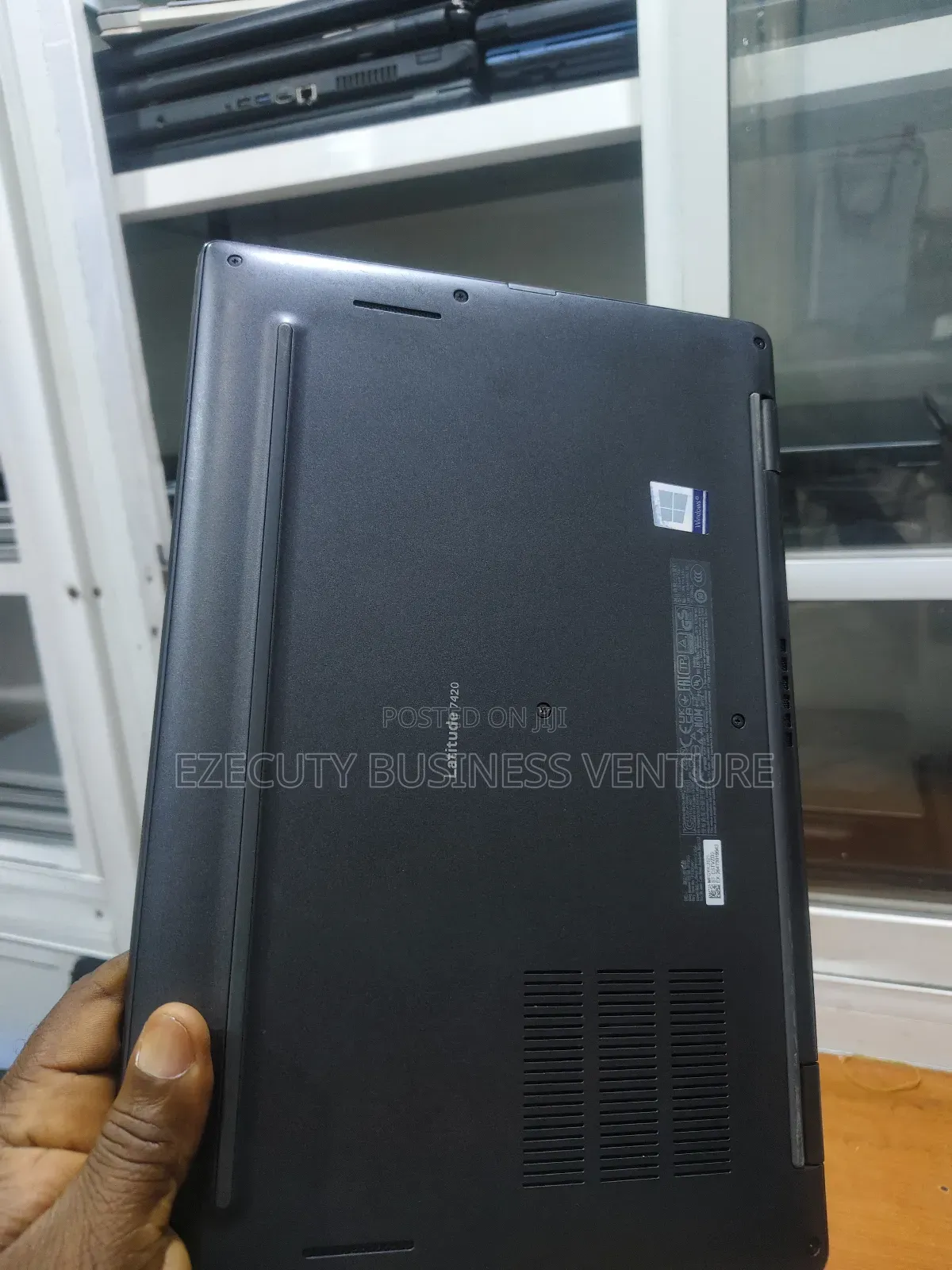 Laptop Dell Latitude 7420 16GB Intel Core I5 SSD 256GB