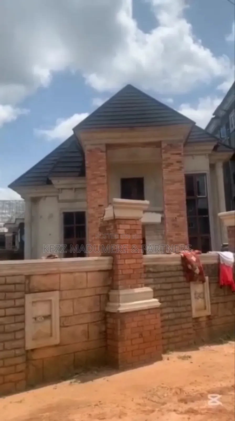 5bdrm Duplex in Umuodu Spibat Owerri for sale