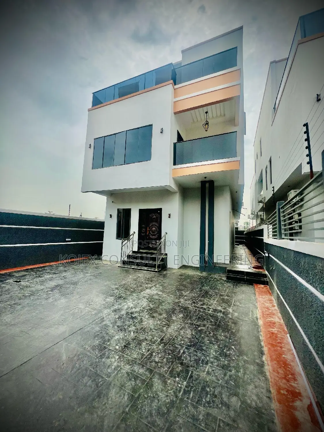 4bdrm Duplex in Opebi for sale