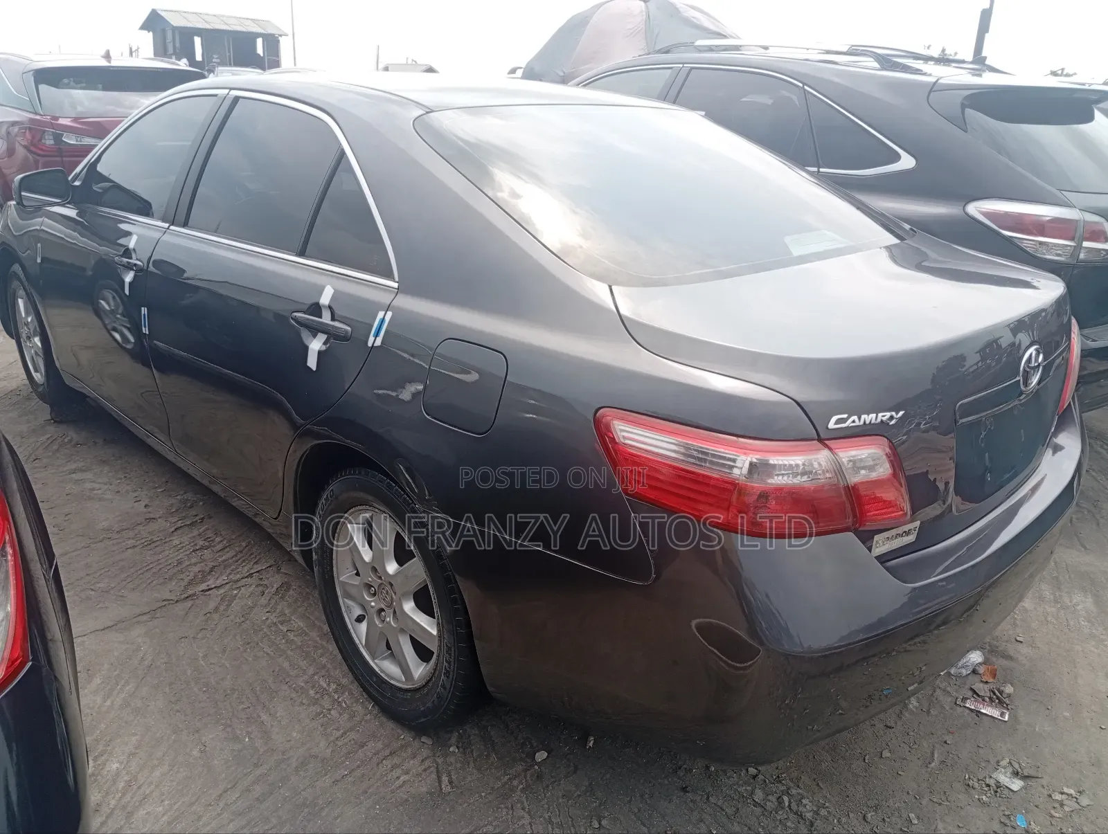 Toyota Camry LE 4dr Sedan (2.4L 4cyl 5A) 2009 Gray