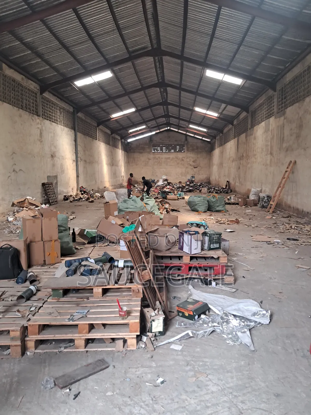 Warehouse for Rent 5900sqm Abule Oshun Opposite Trade Fair