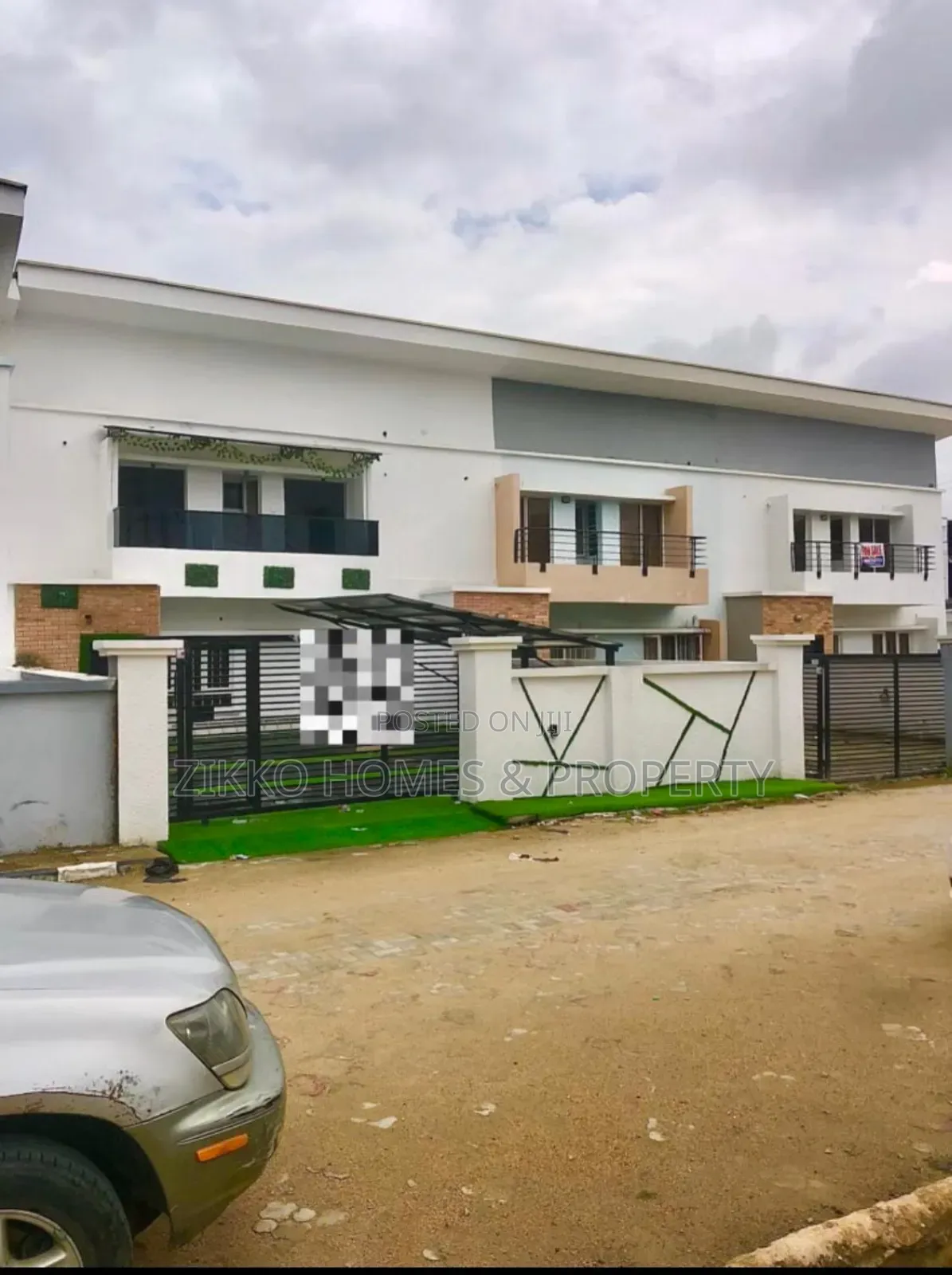 4bdrm Duplex in Ikota Gra for sale
