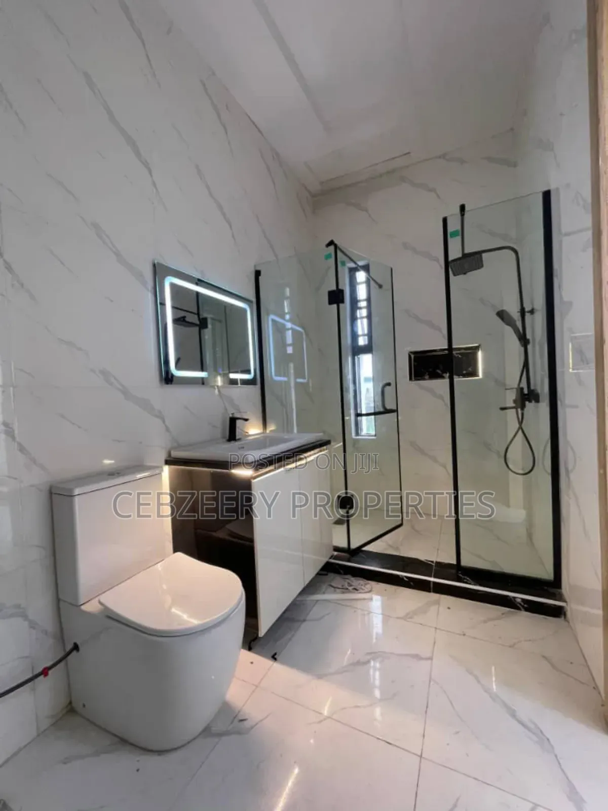 4bdrm Duplex in Lekki for sale