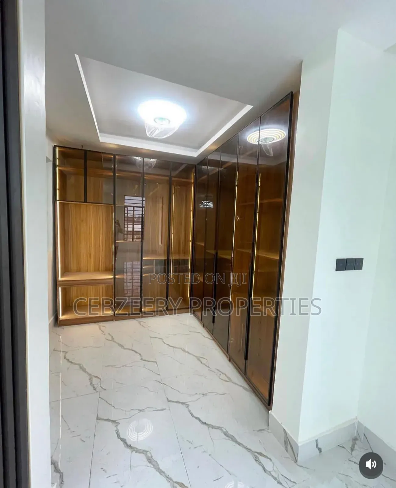 5bdrm Duplex in Lekki Phase 1 for sale