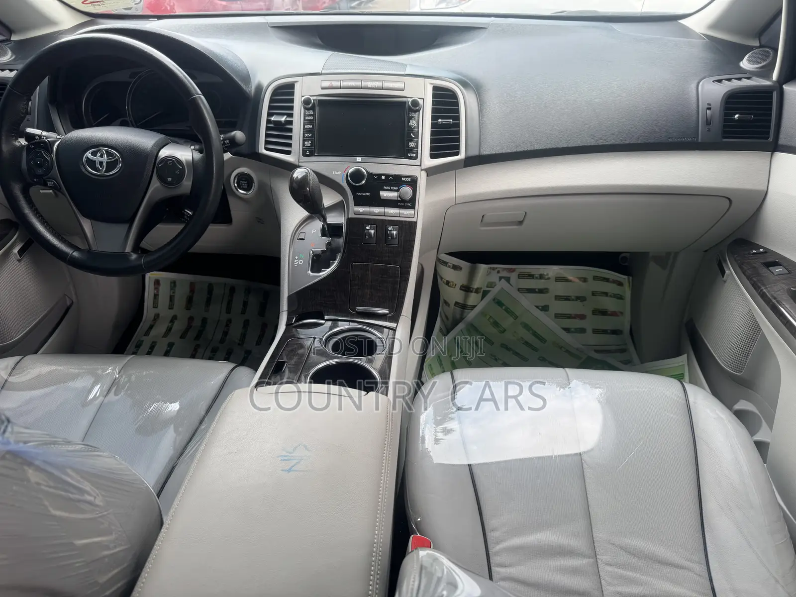 Toyota Venza Limited 4dr Wagon AWD (3.5L 6cyl 6A) 2015 Gray