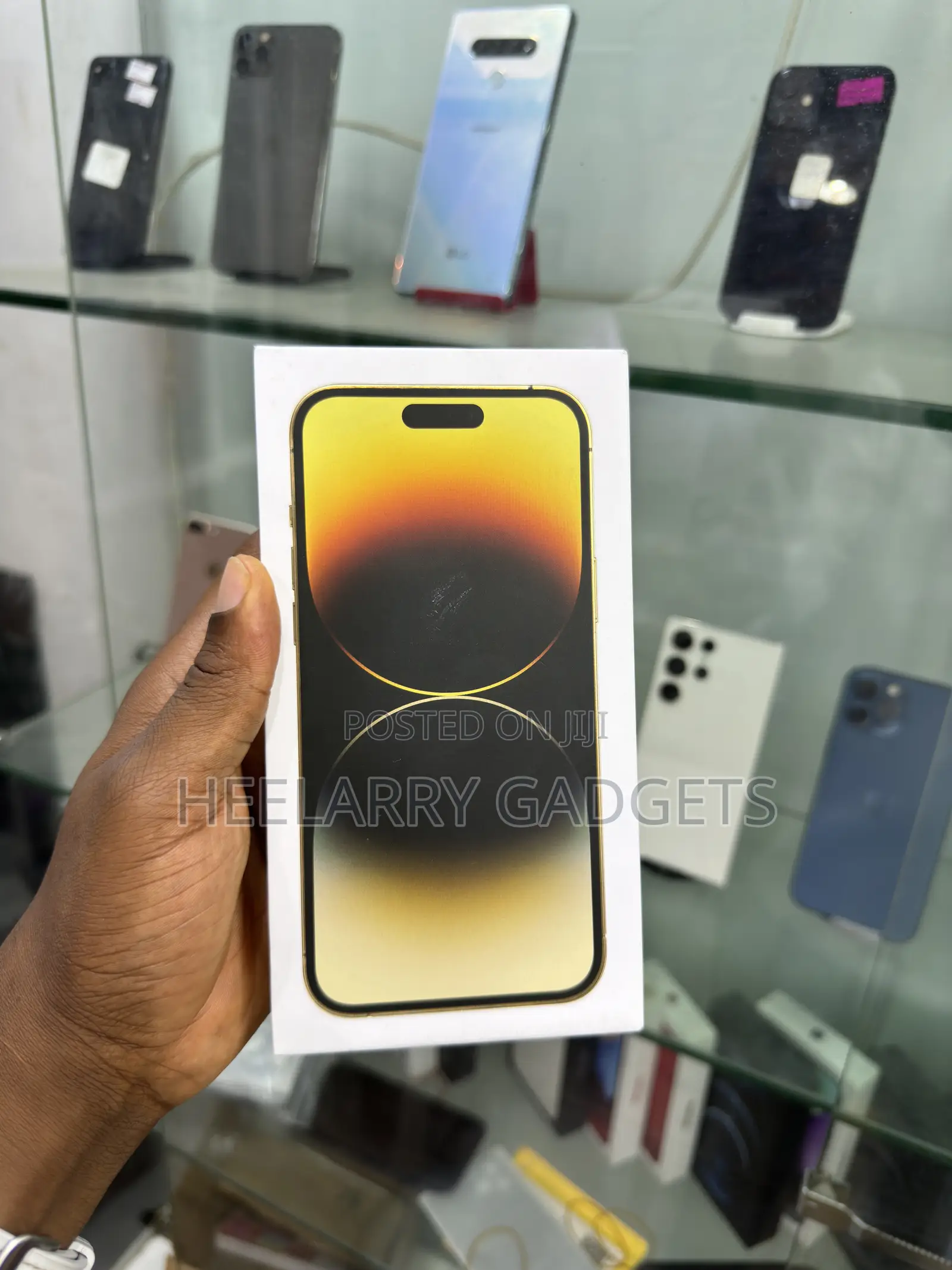 New Apple iPhone 14 Pro Max 256 GB Gold