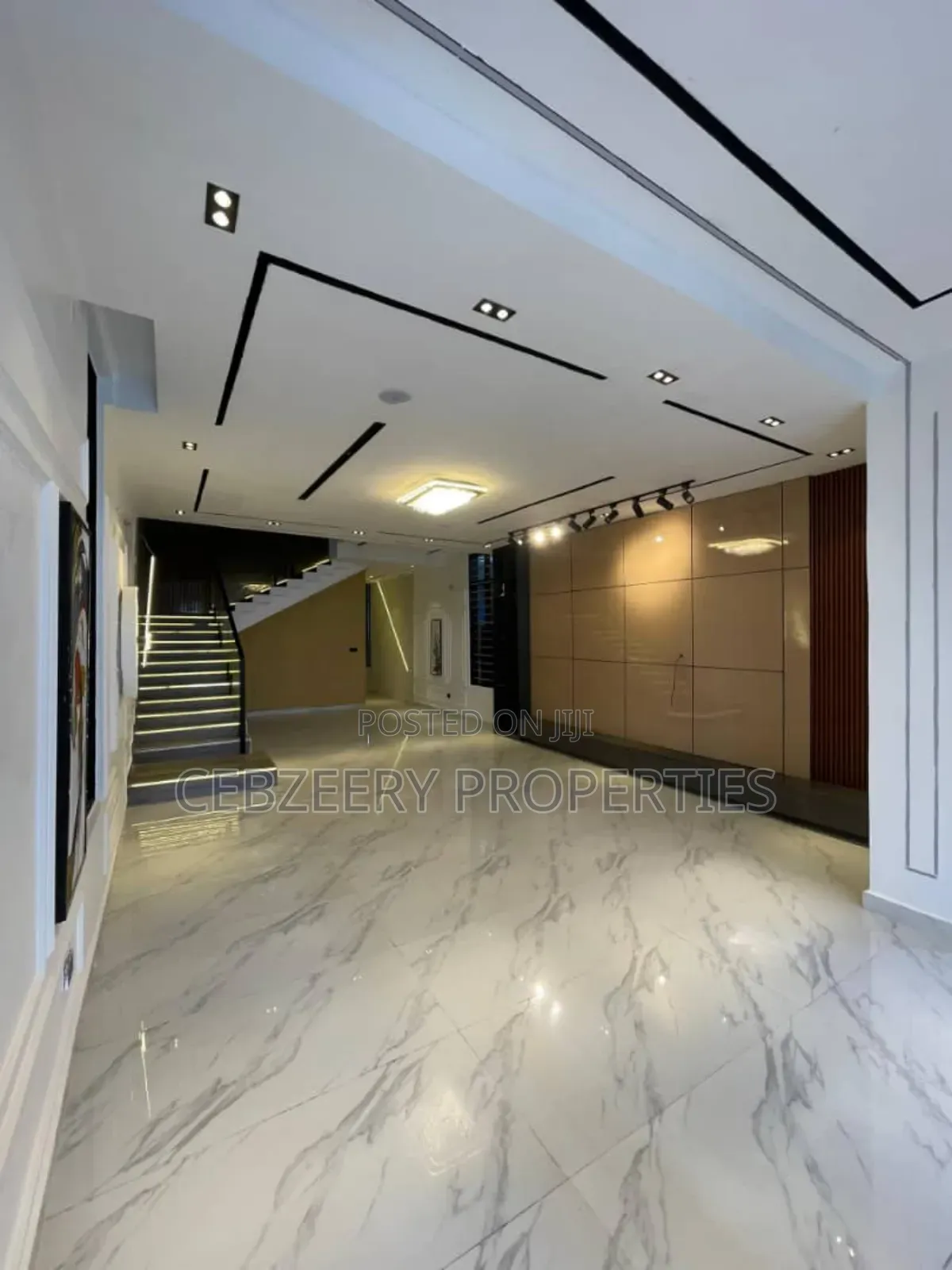 5bdrm Duplex in Ajah for sale