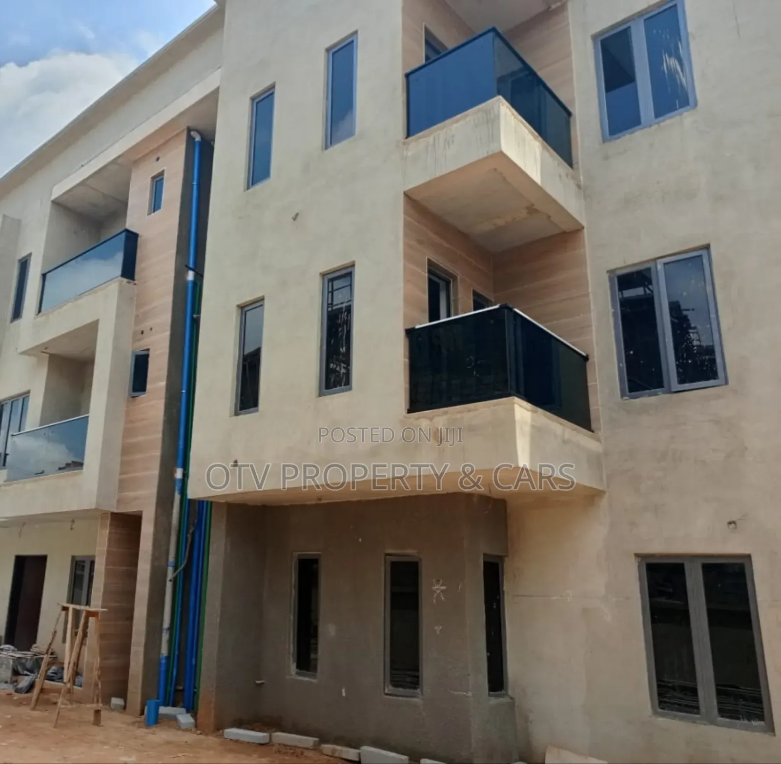 Furnished 3bdrm Apartment in Dakibiyu for sale