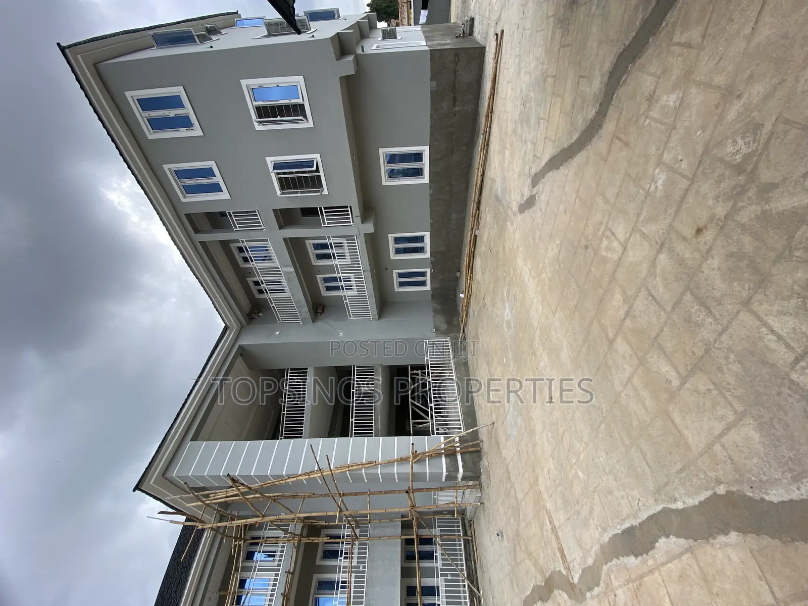 2bdrm Block of Flats in Dawaki for rent