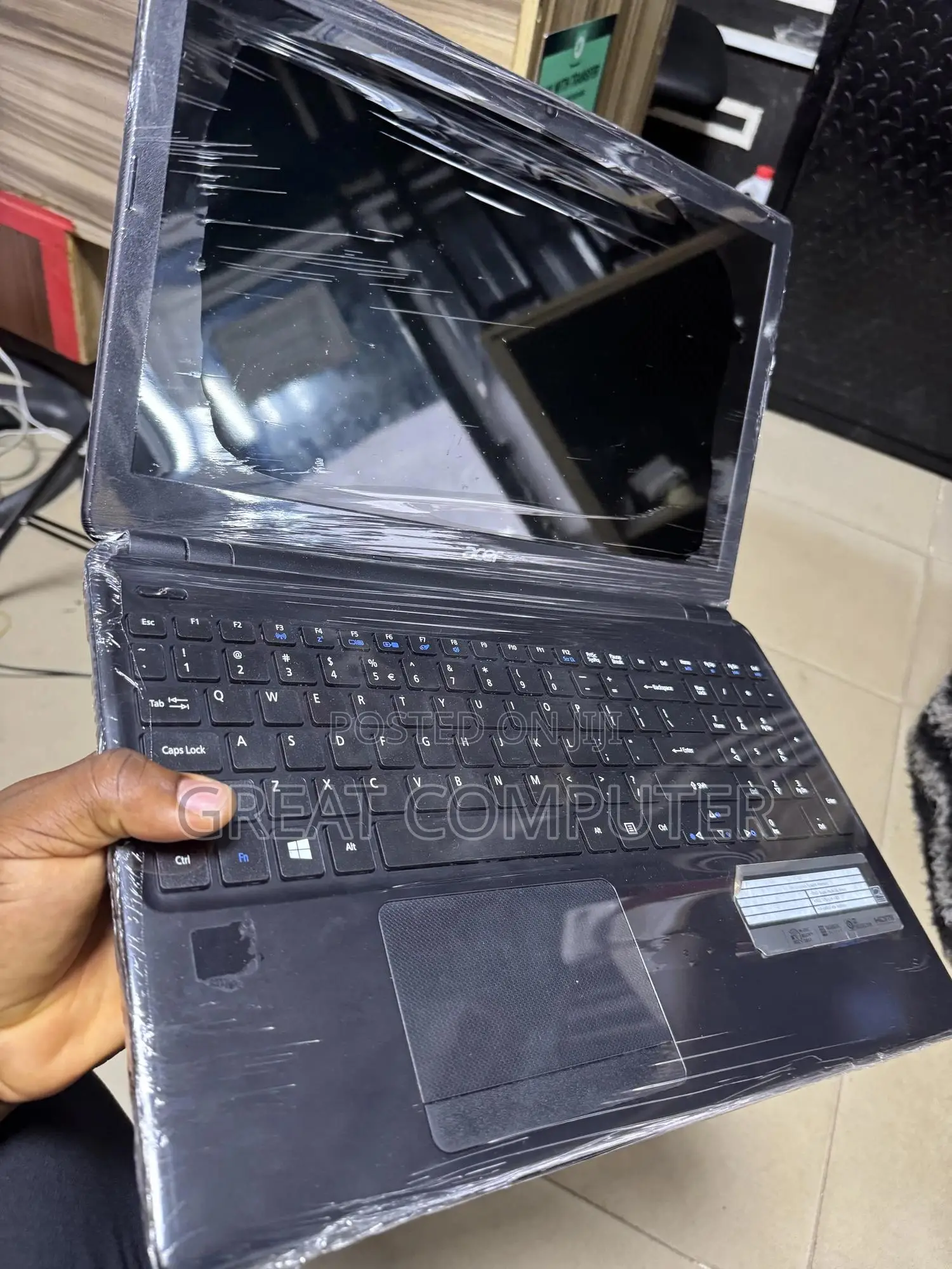 New Laptop Acer 4GB AMD Ryzen SSD 128GB