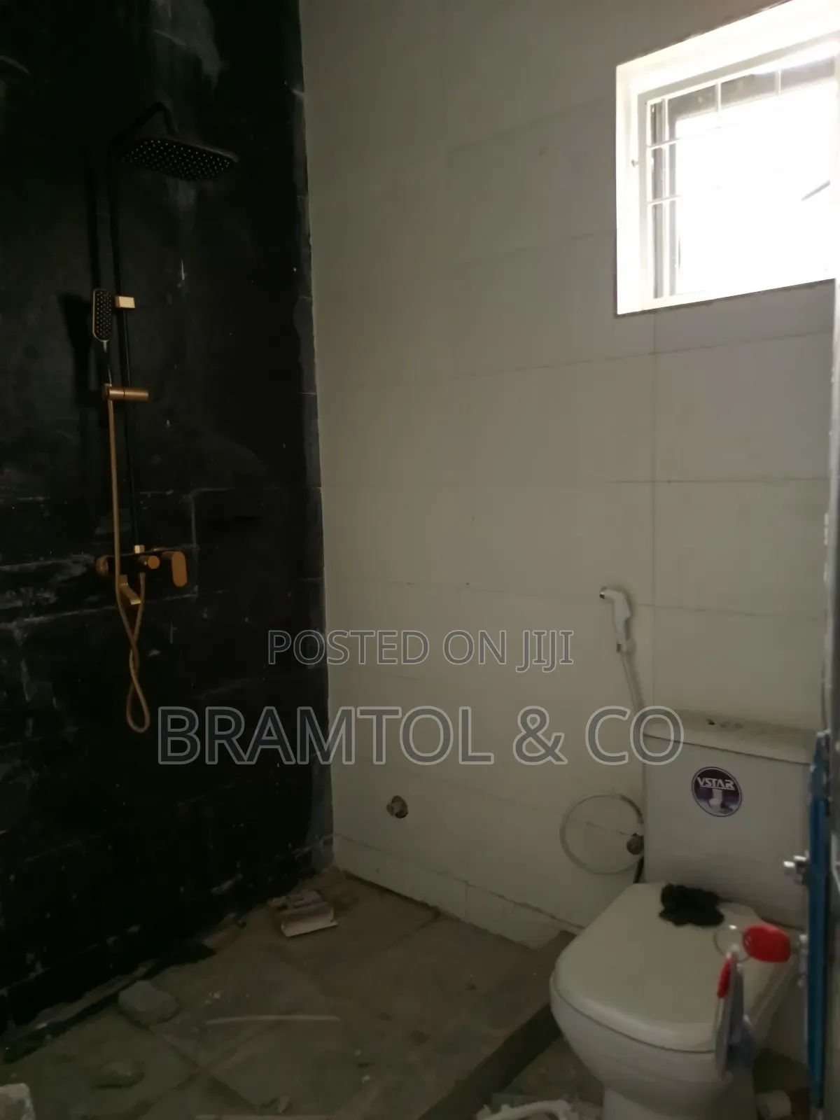 3bdrm Block of Flats in Sabon Lugbe for rent