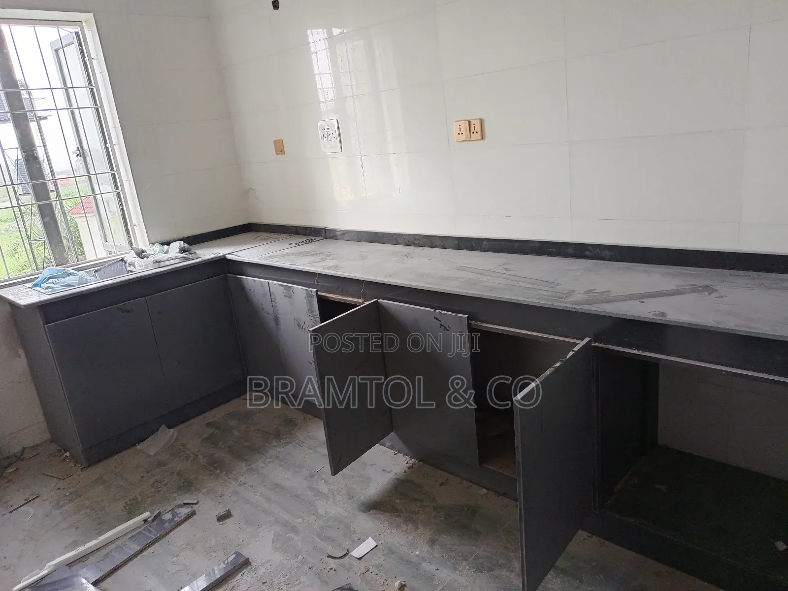 3bdrm Block of Flats in Sabon Lugbe for rent
