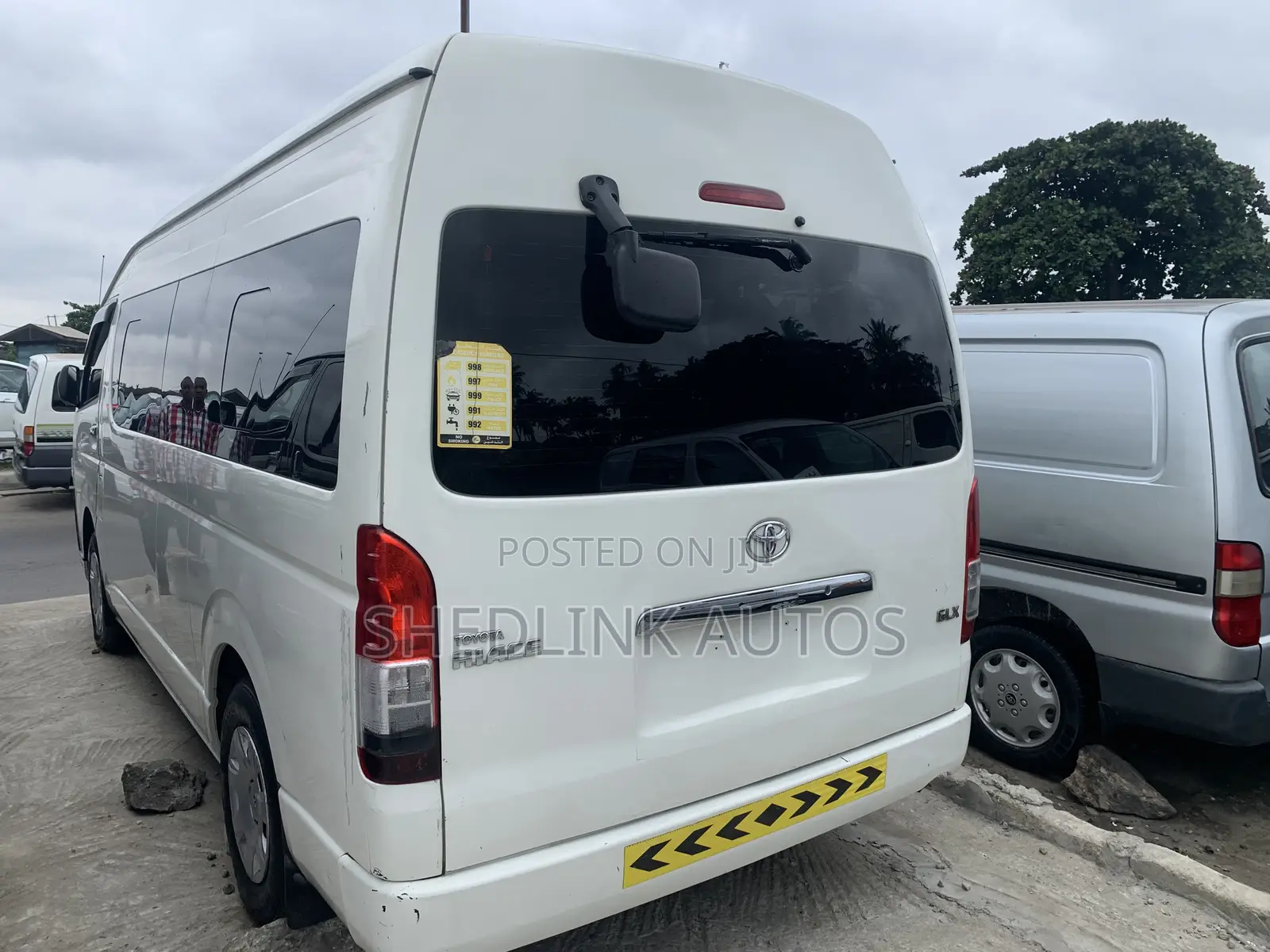 Toyota HiAce 2017 White