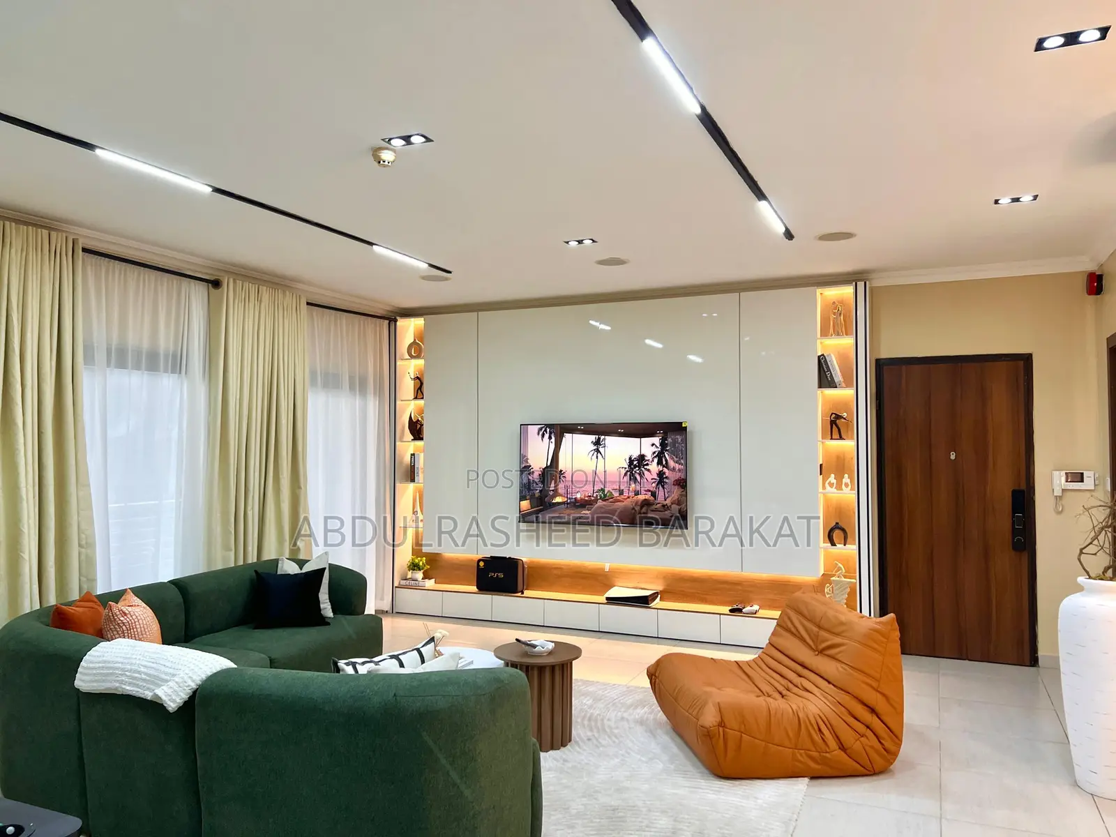 Brand New Luxury Three Bedroom Apartment