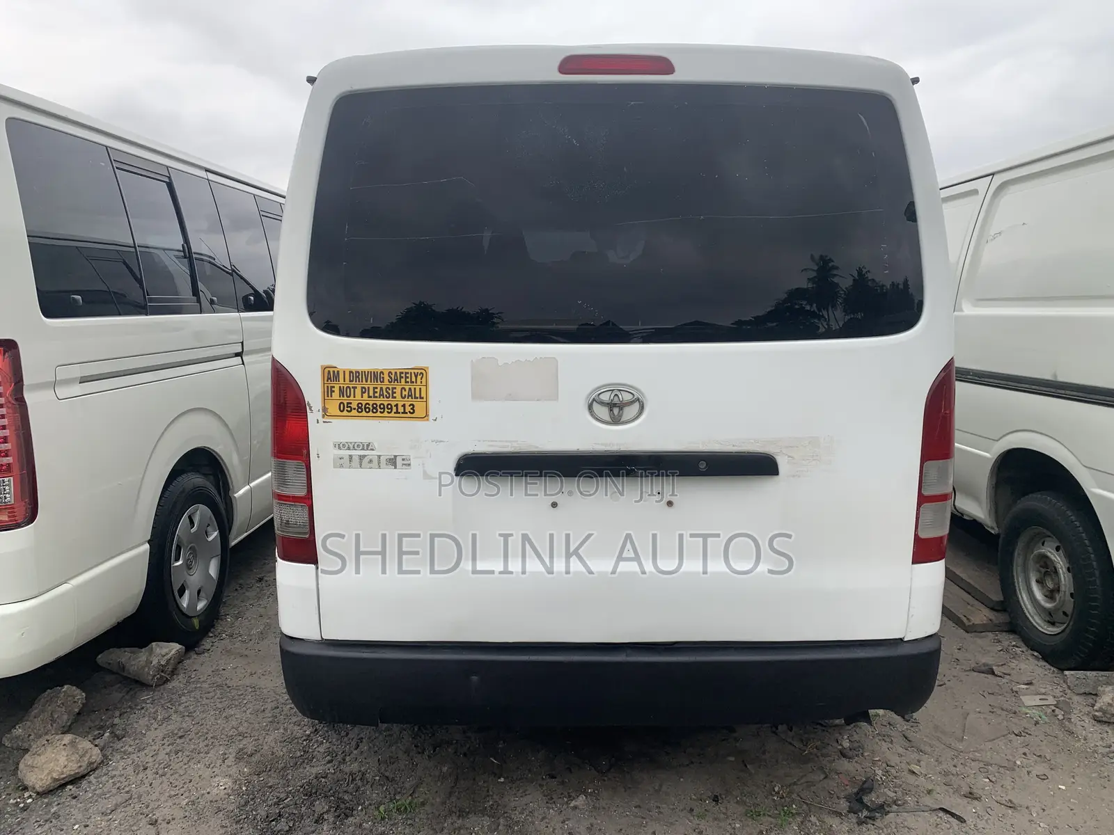 Toyota HiAce 2012 White