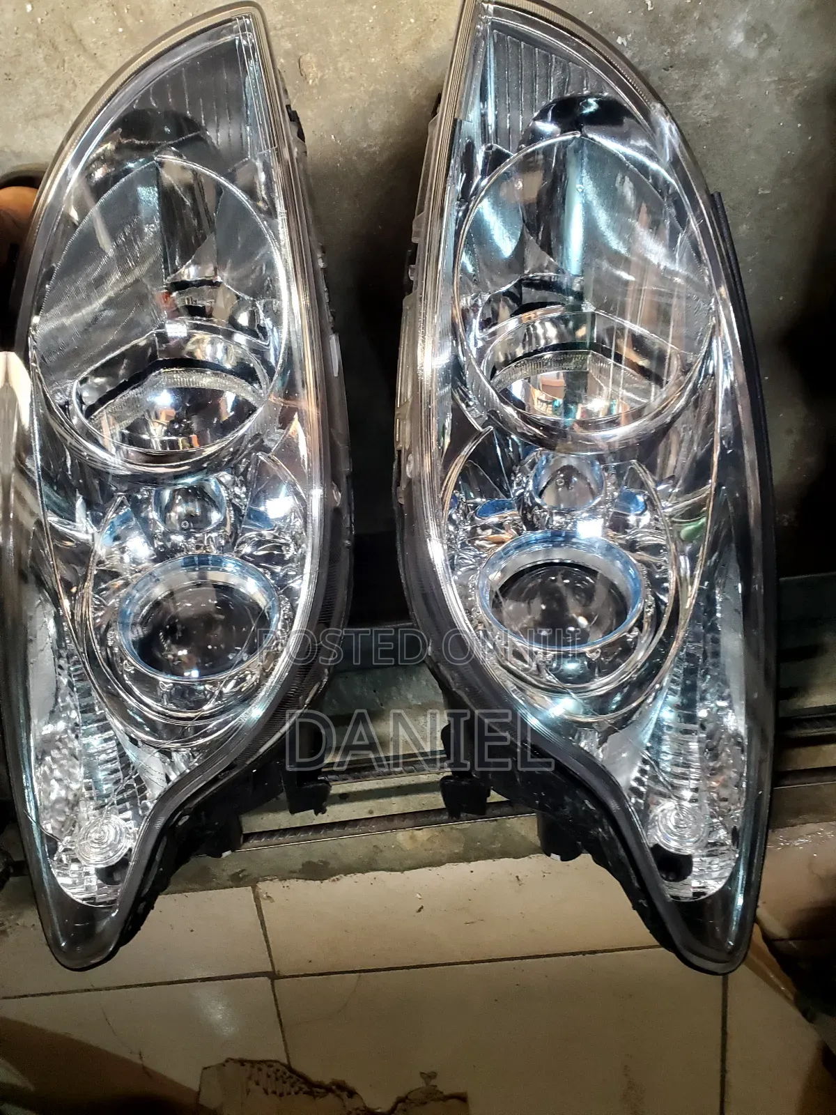 Hyundai Touring Headlamp