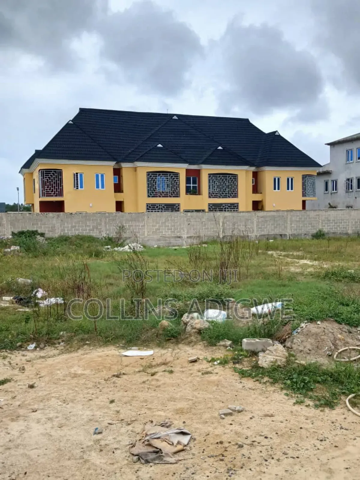 3bdrm Apartment in Lakowe Lake By Gulf for sale