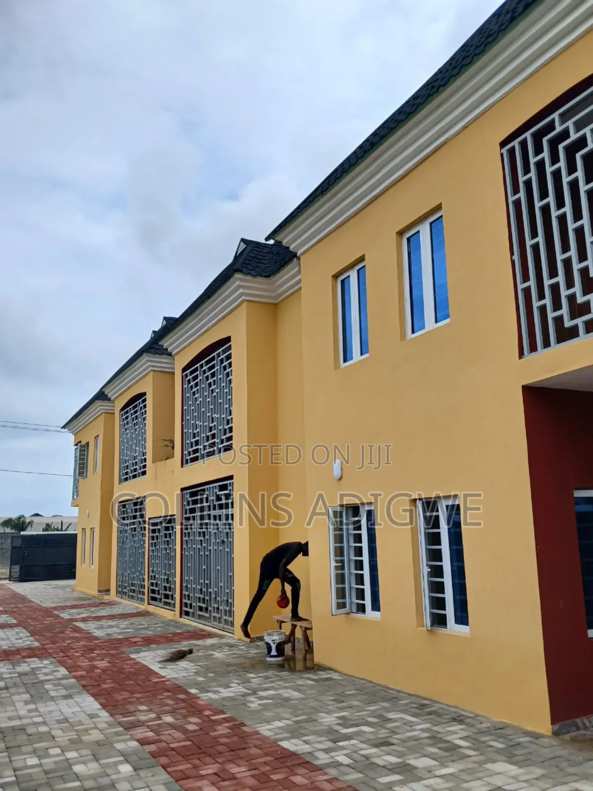 3bdrm Apartment in Lakowe Lake By Gulf for sale
