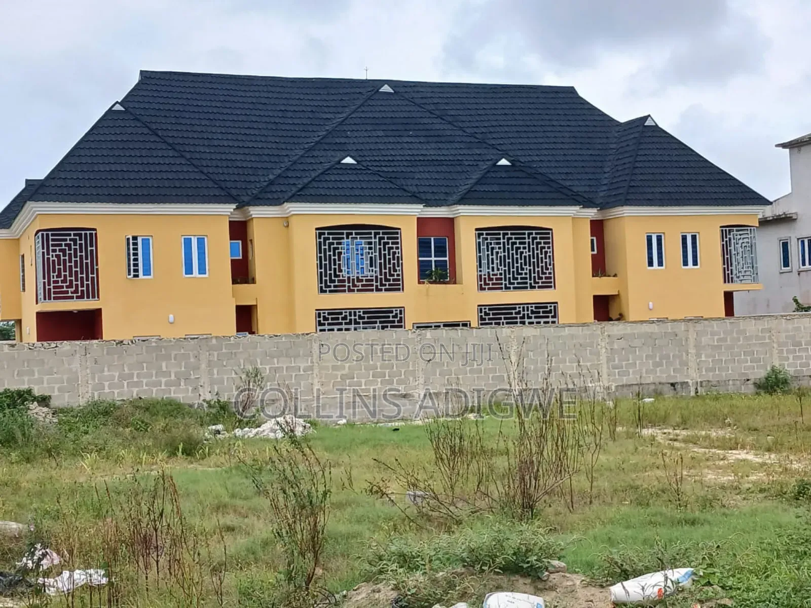 3bdrm Apartment in Lakowe Lake By Gulf for sale