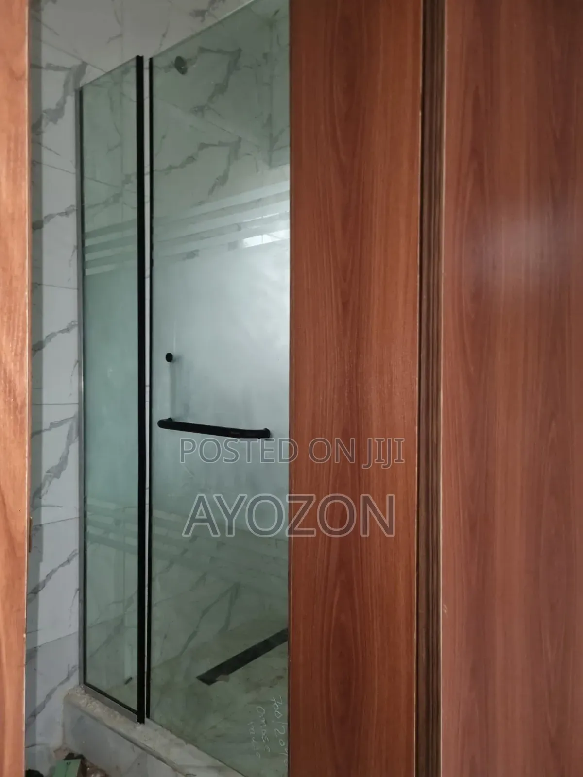 Cubicle Glass