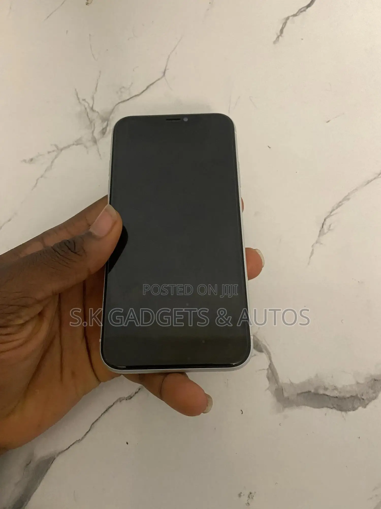 Apple iPhone XR 64 GB White