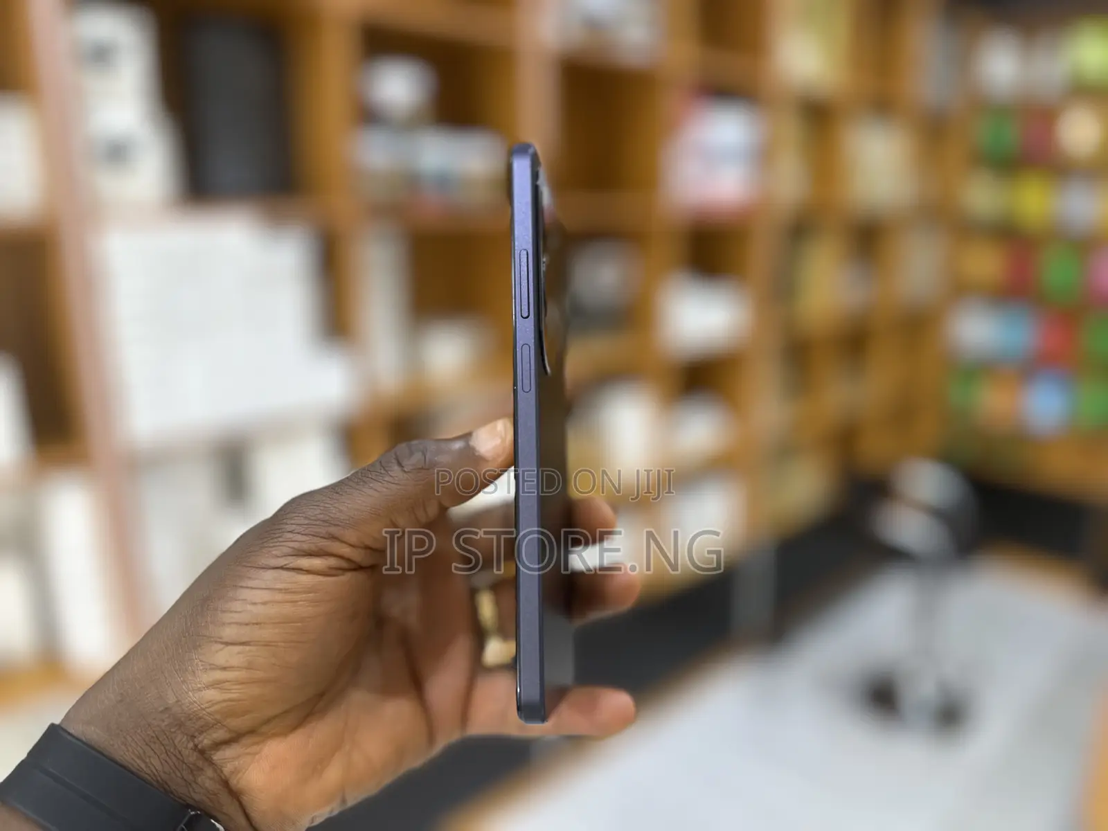 New Oppo A60 256 GB Purple