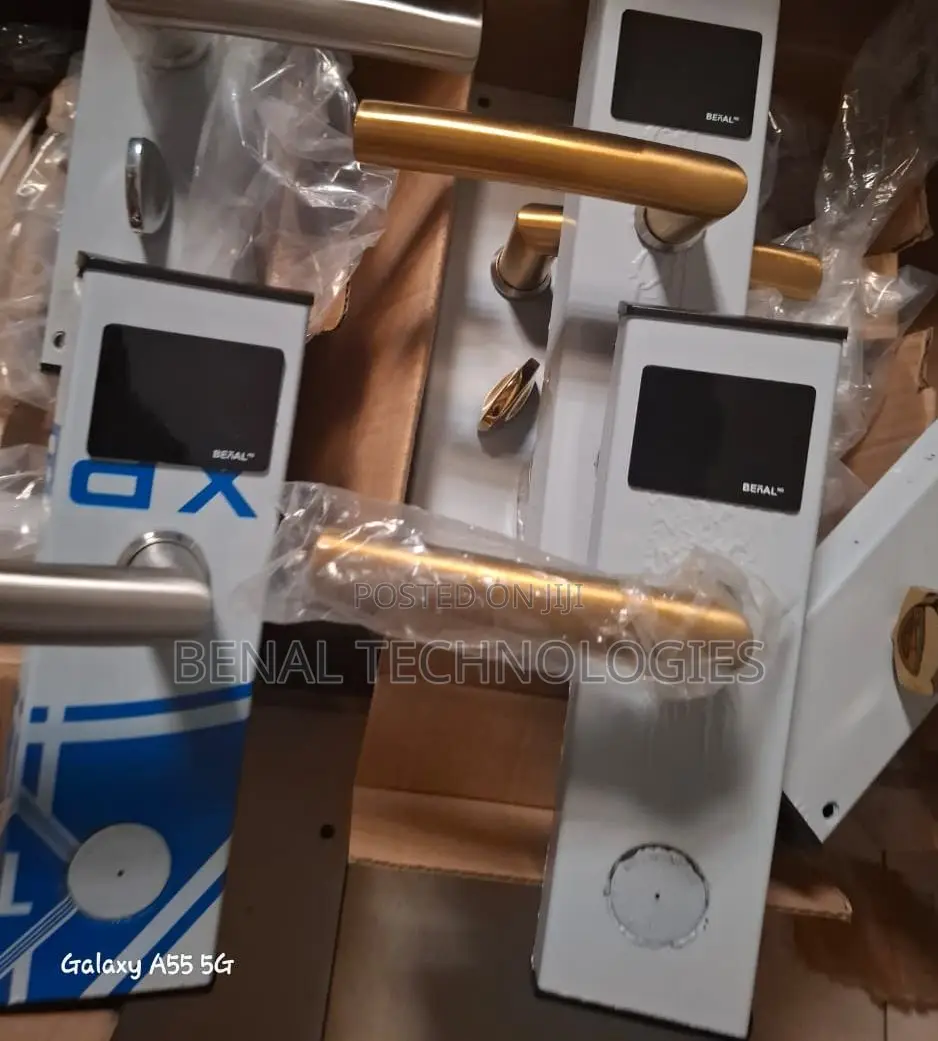 Card Lock System for Hotel Check-in With Free Smart Software