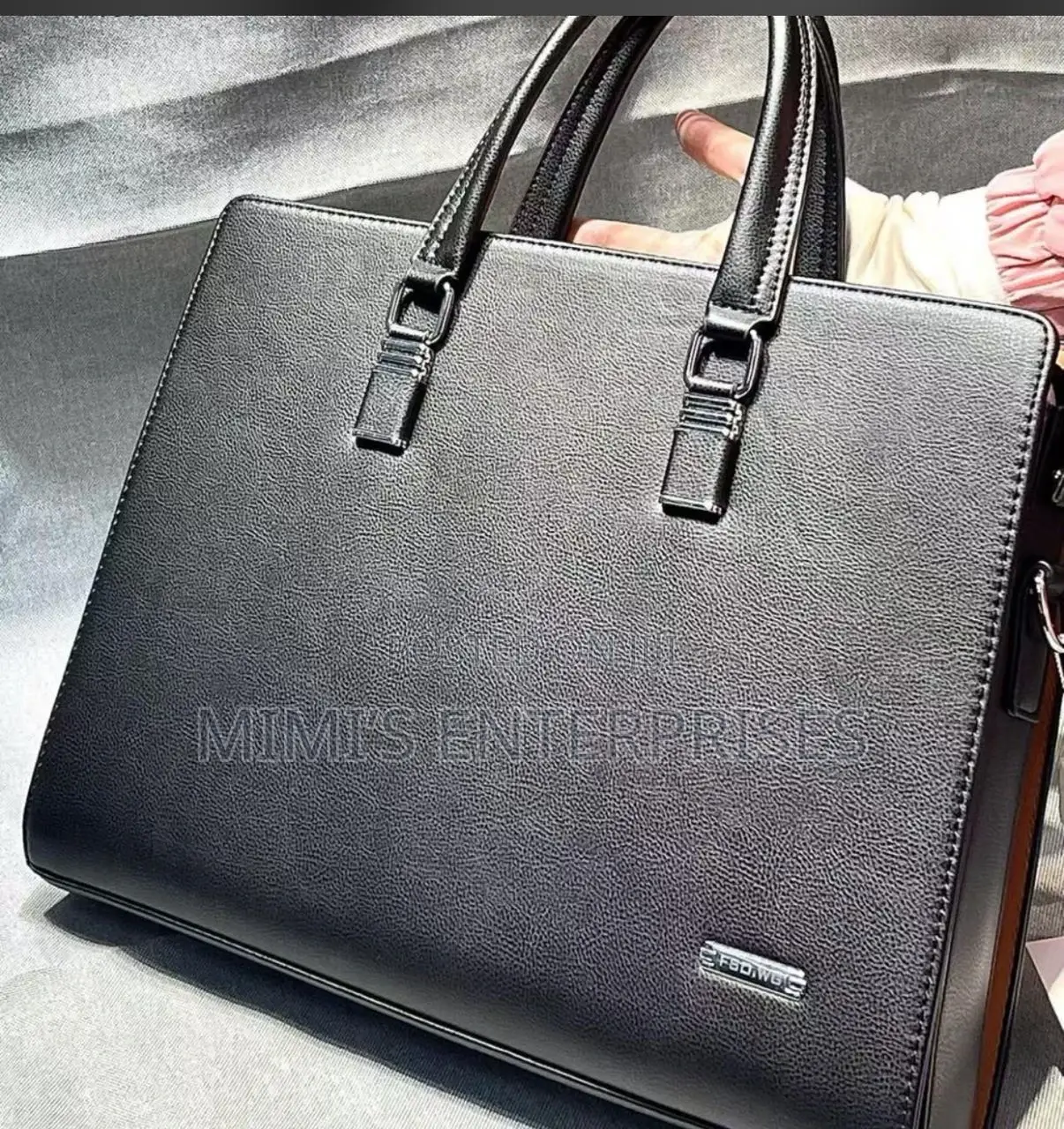 Nicely Made Laptop Bags
