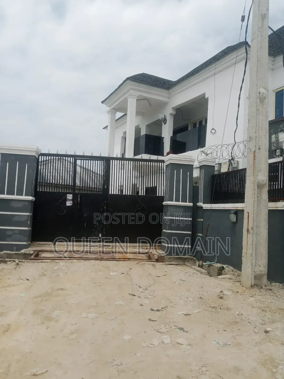 2bdrm Block of Flats in Good News Estate, Sangotedo for rent