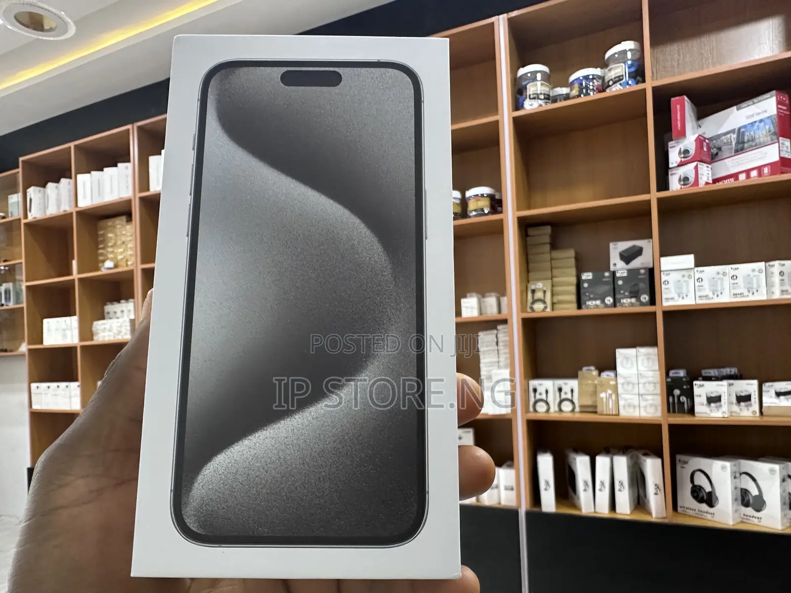 New Apple iPhone 15 Pro Max 256 GB White