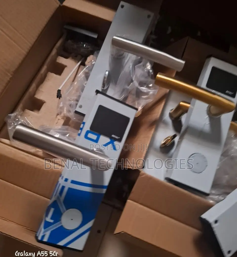 Guests Love It:Fast Hotelcheck-in Wit Cardlock+Free Software