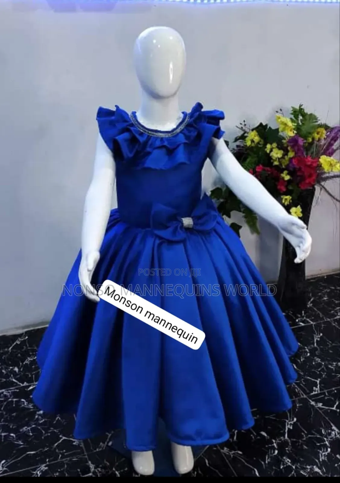 Glossy White Unisex Kiɗs Mannequin