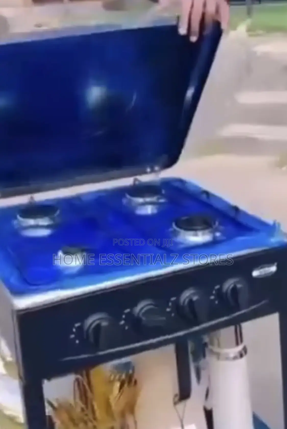 Free Stand 4-Burners Gas Cooker.