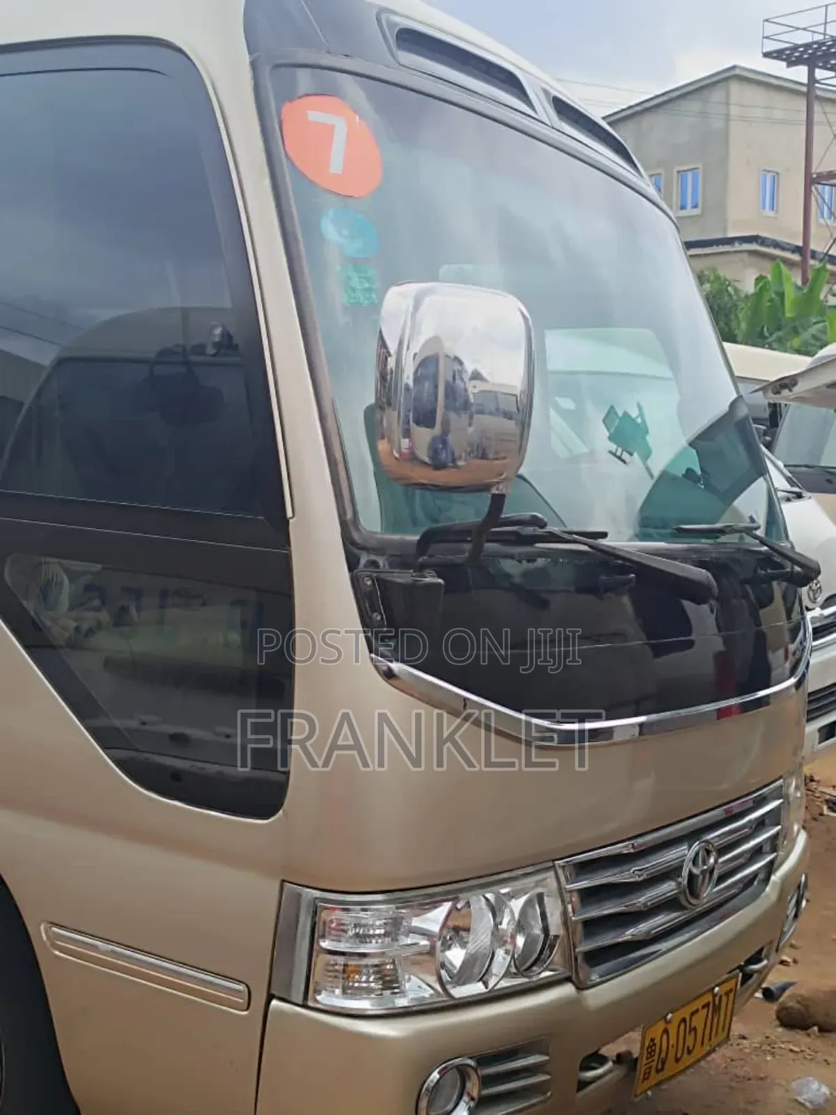 Toyota Coaster 2014 Gold