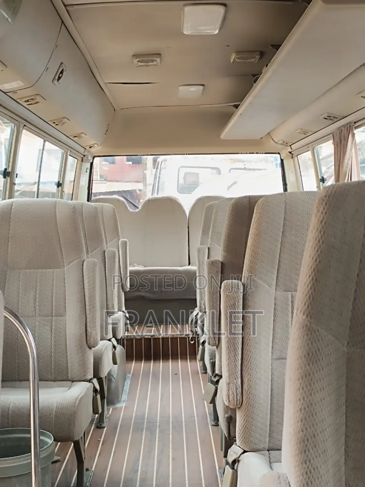 Toyota Coaster 2014 Gold
