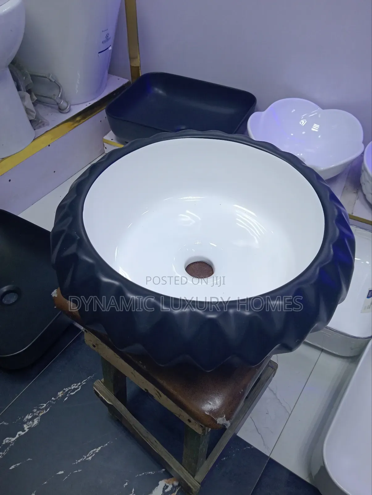 Luxury England Flower Design Wash Hand Basin