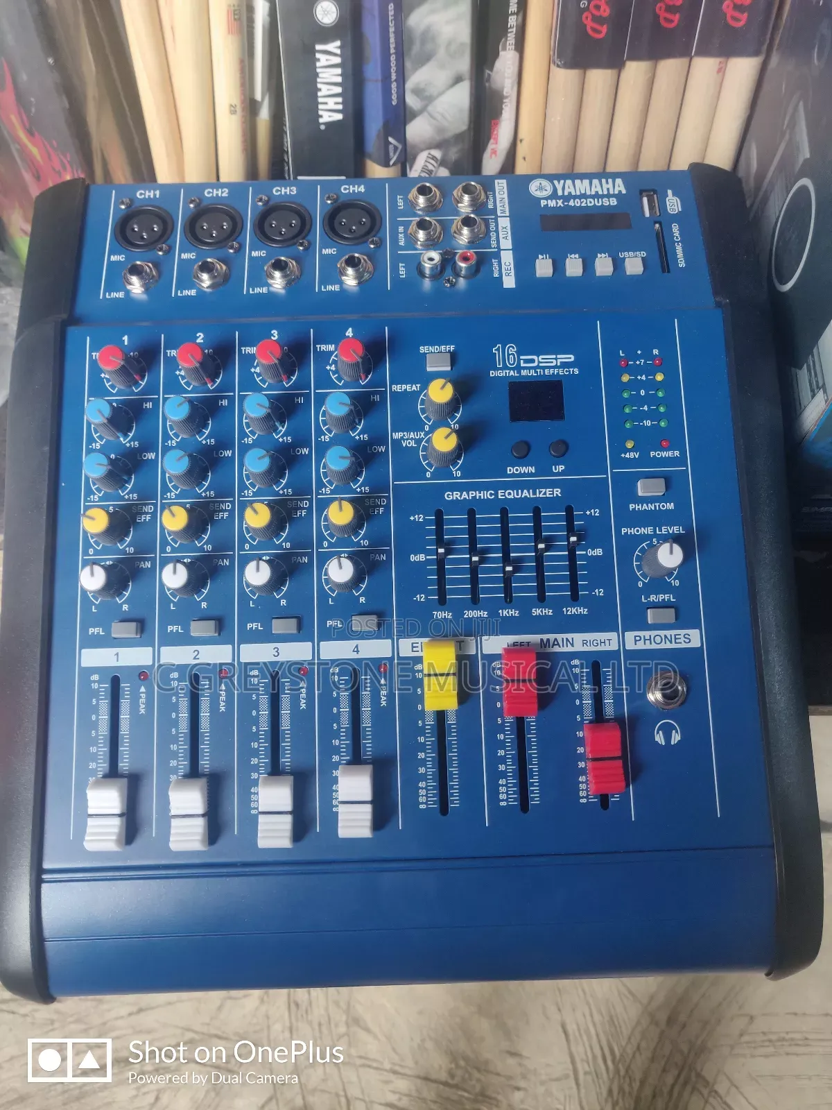 Yamaha 4 Channels Mixer Powered