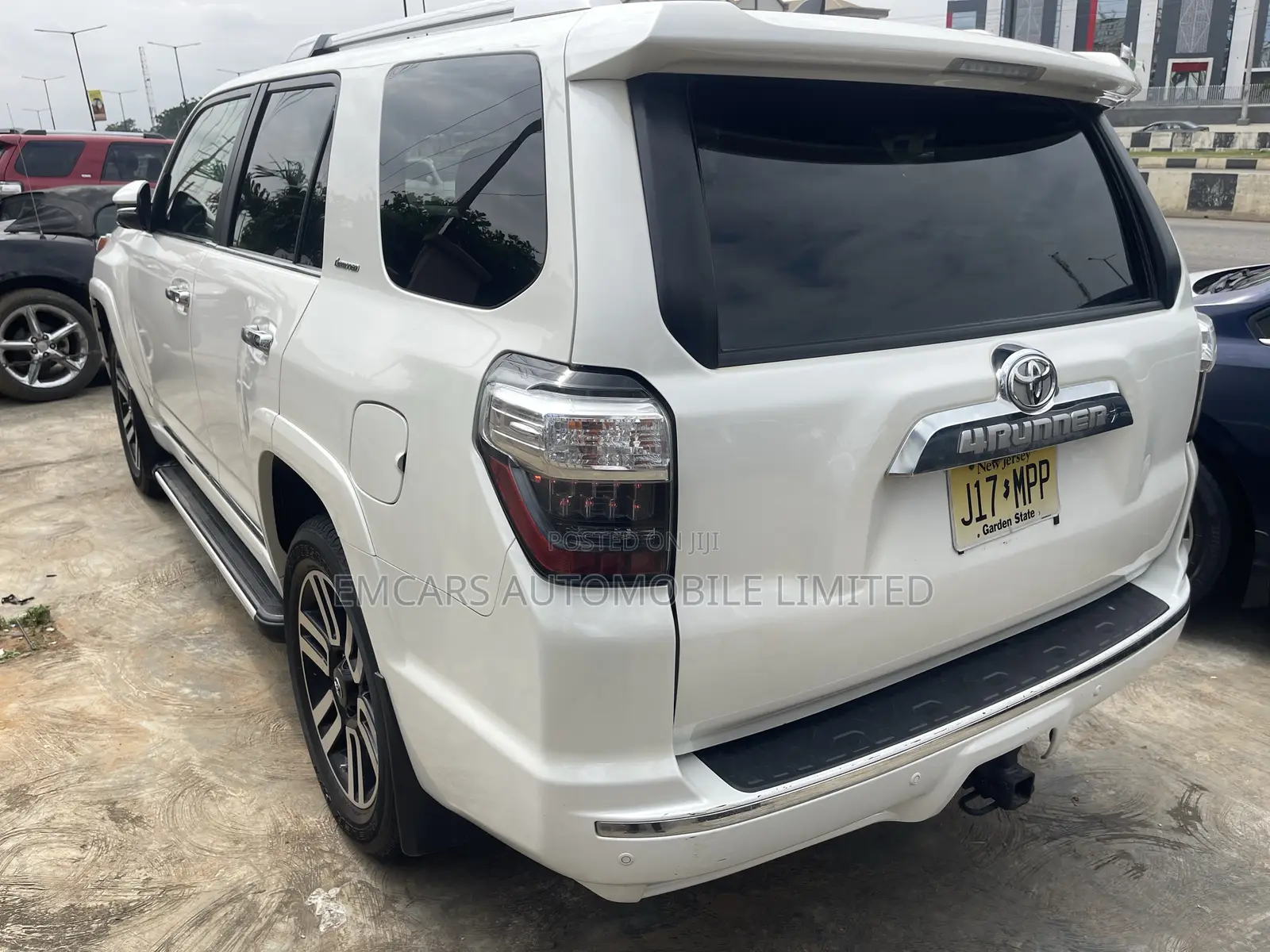 Toyota 4-Runner Limited 4dr 4x4 (4.0L 6cyl 5A) 2017 White