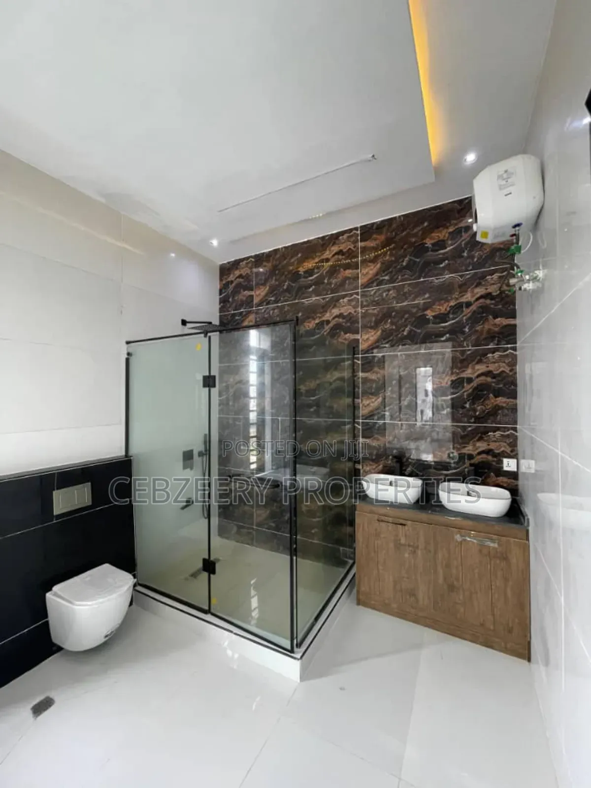 5bdrm Duplex in Lekki for sale