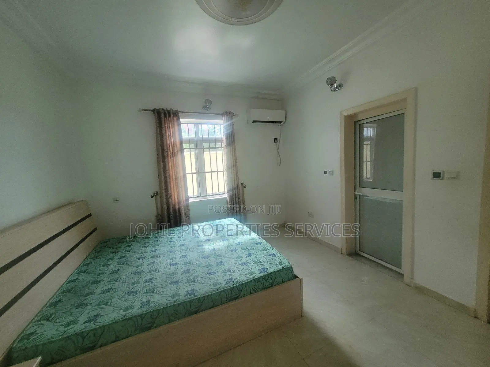 6 Units of 3 Bedrooms Spaciously Finished Furnished Apartme.