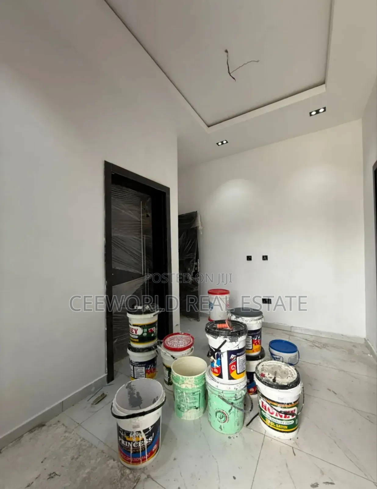5bdrm Duplex in Carlton Gate Estate, Akobo for sale