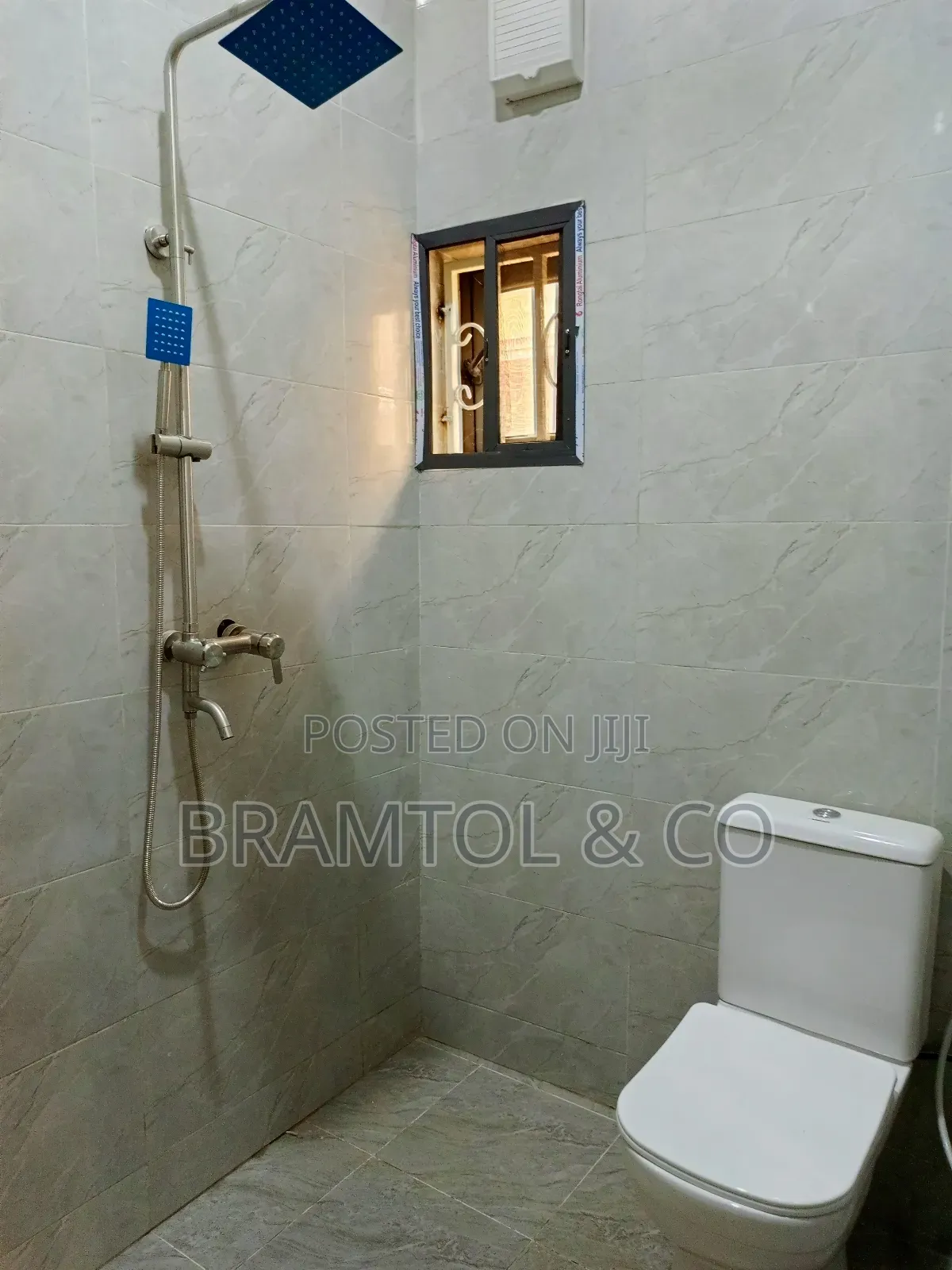 2bdrm Block of Flats in Lugbe District for rent